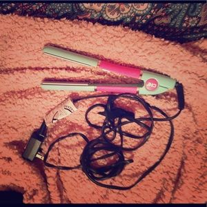 Chi retro collection flat iron